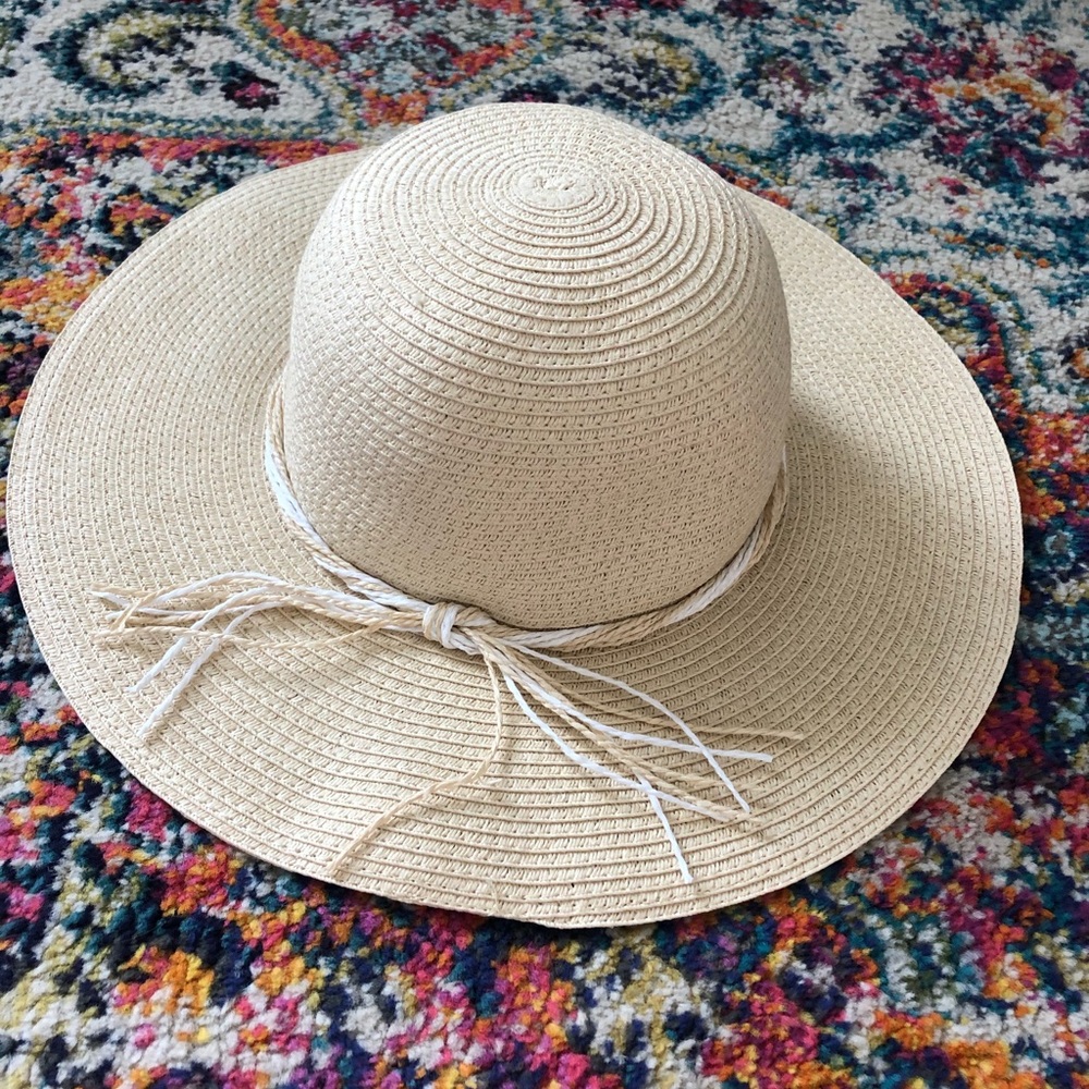 BOGO Straw Beach Hat